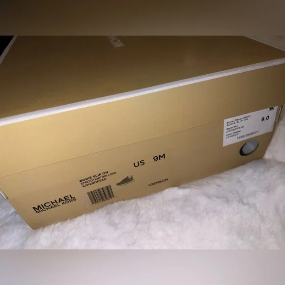 Michael Kors Bodie Slip On 9 - Picture 9 of 9